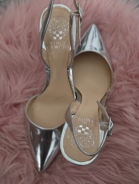Vince Camuto Metallic Silver Pointed-Toe Slingback Heels Sz 7.5